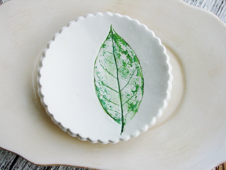 Clay Dish Jewelry Dish Nature Dish Clay Ring Dish Art Bowl Botanical Ring Dish Ring Holder Green Leaf Ring Dish