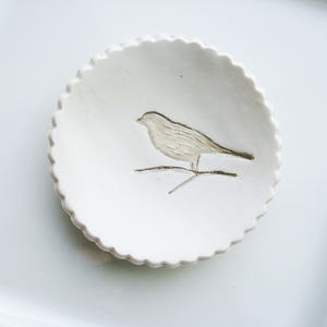 White Gold Sparrow Ring Dish, Wedding Ring Dish, Bridesmaid Gift, Metallic Ring Dish, Clay Ring Dish, Clay Bowl, Bird Ring Dish image 1