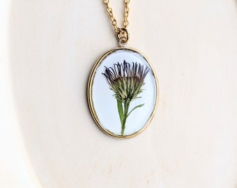 Pressed Flower Necklace, Real Aster Flower Necklace, Botanical Jewelry, Resin Jewelry, Flower Pendant Necklace, Floral Jewelry