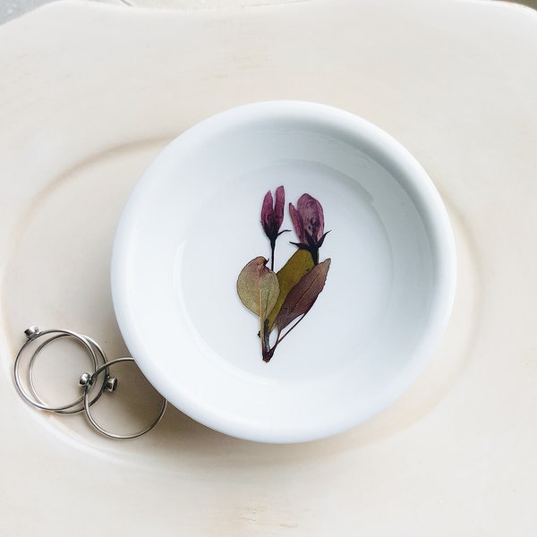 Pink Crab Apple Ring Dish, Pressed Flower Jewelry Storage, Flower Ring Dish, Flower Ring Dish, Trinket Holder, Nature Gift