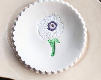 Anemone Flower Ring Dish, White and Purple Ring Dish, Floral Catchall, Botanical Ring Dish, Clay Dish, Clay Ring Dish, Jewelry Dish