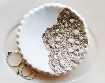 White Gold Ring Bowl, Bridal Clay Ring Dish, Bridemaids Gift, Clay Jewelry Dish, Ring Dish, Catchall Dish, Jewelry Holder