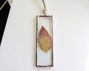 Framed Orange Red Leaf Ornament, Christmas Tree Ornament, Nature Decor, Pressed Flowers Ornament, Dried Flower Art, Soldered Glass Wall Art