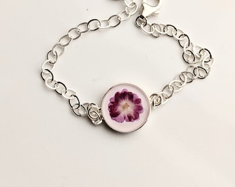 Purple Flower Bracelet, Flower Bracelet, Silver Chain Bracelet, Minimalist Jewelry, Resin Jewelry