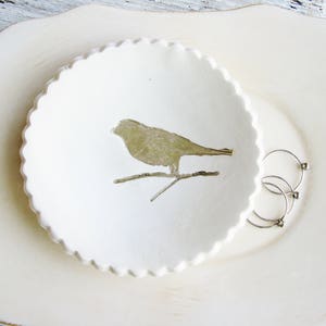 White Gold Sparrow Ring Dish, Wedding Ring Dish, Bridesmaid Gift, Metallic Ring Dish, Clay Ring Dish, Clay Bowl, Bird Ring Dish image 3