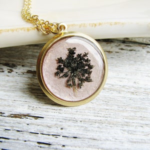 Pressed Flower Jewelry, Black Queen Anne's Lace Necklace, Pressed Flowers Necklace, Rose Gold Jewelry, Resin Jewelry image 1