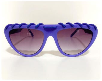 Vintage 90s Retro Translucent Purple Cat Eye Sunglasses - Etsy display picture 2