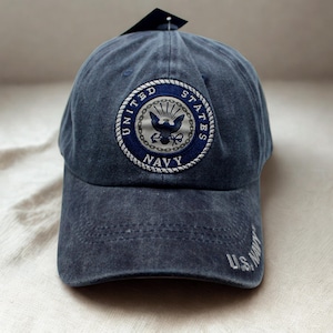 US Navy  Hat – Retired Navy Blue Hat– Embroidered Navy Trucker Hat – Dad Hat – Adjustable Unisex Cap – Father&#39;s Day Gift. Navy Hat. USN Cap