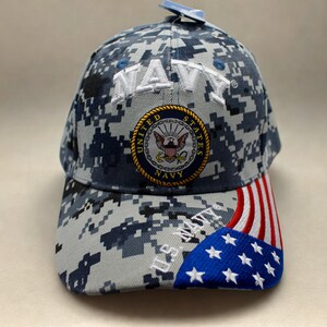 US Navy Hat – Premium Navy Camo Hat– Embroidered Navy Trucker Hat – Dad Hat – Adjustable Unisex Cap – Father&#39;s Day Gift. Navy Hat
