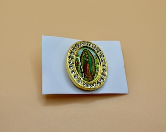 Our Lady of Guadalupe Pin. Virgen de Guadalupe Lapel Pin. Religious Gold Tone Brooch. Catholic Gift. Faith Jewelry. Pin de la Virgen