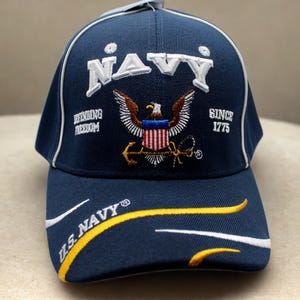 U.S Navy Hat – Premium Big Eagle Navy Vet– Embroidered Navy Trucker Hat – Dad Hat – Adjustable Unisex Cap – Father&#39;s Day Gift. Navy Hat