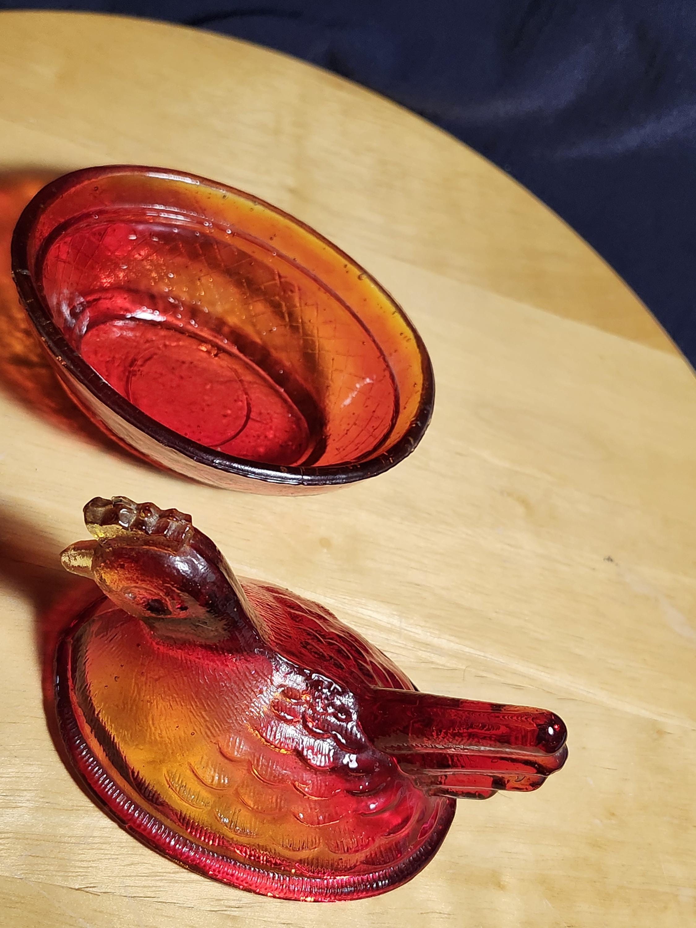 Amberina, Hen on Nest - Etsy