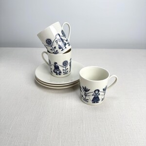 Weiden Bavaria Tea Cup Set of 3 Porcelain Espresso Cup and Saucer with Dutch Folk Costumes Vintage blue and white Collectors Item Child Gift