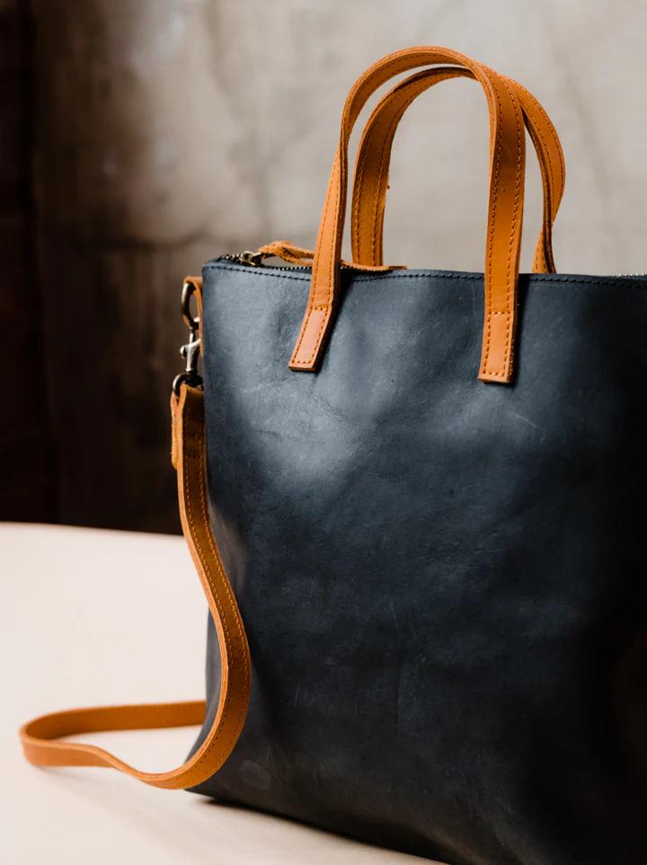 Classic Black and Brown Two-tone Shoulder Handbag Retro  display picture 1
