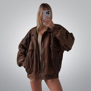 Giacca in pelle marrone oversize vintage da donna, elegante, anni &#39;80, giacche casual in pelle di agnello effetto invecchiato, eleganti e alla moda, fatte a mano