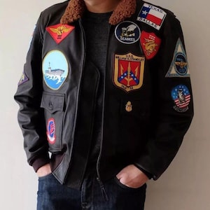 Mens Cowhide Leather Bomber Jacket with Patches Vintage Aviator Flight Jacket with Fur Collar Military Pilot Custom Outerwear Jacket for Men