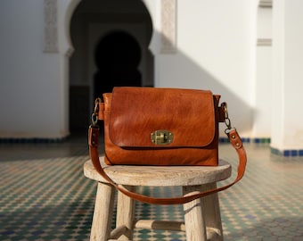 Handmade Moroccan Leather Crossbody Bag - Vintage Turn Lock Satchel
