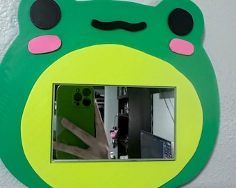 Frog Mirror: 3D Printed Mini Wall Decor.