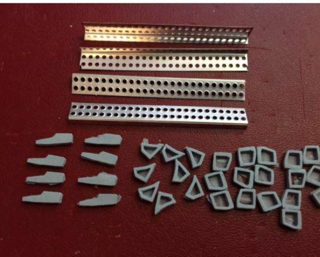Auslowe St1 40 Mm Long Tanks Steps W/ Holes 1/25 or 1/24 - Etsy