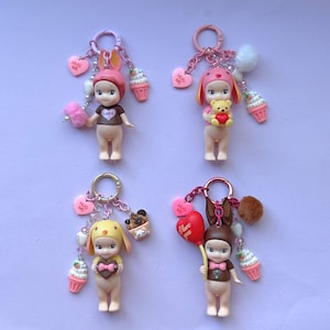 ソニーエンジェルキーホルダー | ギフトオブラブシリーズ、かわいいキーホルダー、ブラインドアクセサリー、ガラスビーズ、バッグチャーム、ギフト、トレンディ