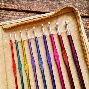 Knitters Pride Zing Crochet Hook Set – 9 Aluminum Hooks in Case