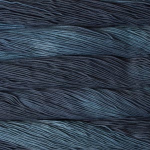 Hilo de algodón Pima Malabrigo Verano - Teñido a mano, grosor DK, ideal para tejer y hacer ganchillo en verano - Fibra vegana suave y lujosa Landscape
