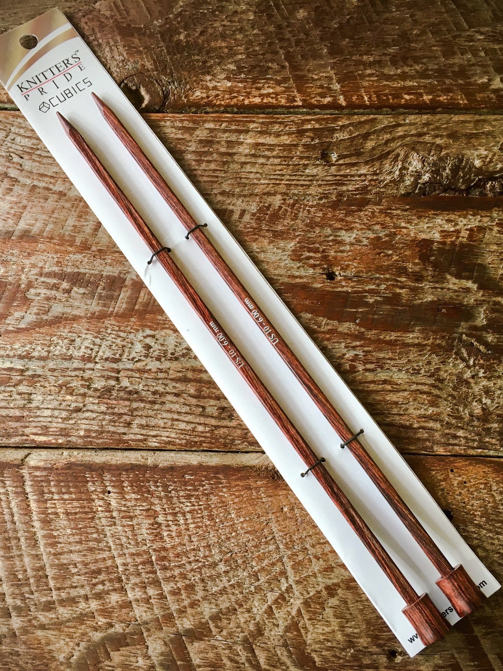 ChiaoGoo 9-Inch Bamboo Circular Knitting Needles, Size 7 (4.5 mm)