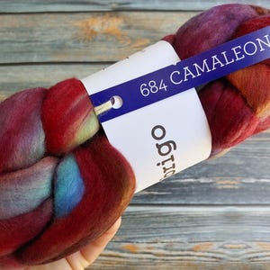 Malabrigo Nube Merino Wool Roving: Hand Dyed Fiber Art Braid - Camaleon 4oz