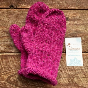 Wool mittens for women fits medium Fuchsia