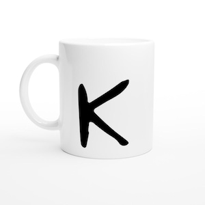 Taza de cerámica inspirada en Stranger Things (11 oz) con la letra "K" en estilo Scary Alphabet, duplicada en gris