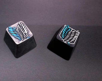 Tecla artesanal de Ataque a los Titanes: Alas del Regimiento de Exploración, hecha a mano en resina para teclado mecánico / Regalo para gamers de anime