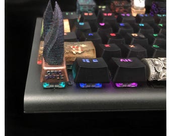 Teclas hechas a mano con marcadores de Dead Space, teclas personalizadas, teclas personalizadas para la barra espaciadora, teclas personalizadas con personajes, teclas artesanales, teclas Cherry MX