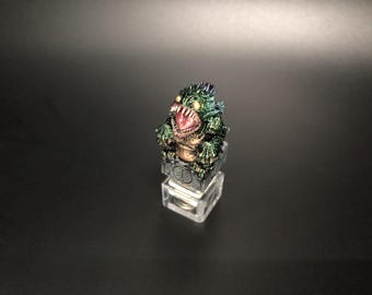 Tecla Dagon - The Deep One pintada a mano, inspirada en el mito de Lovecraft. Tecla personalizada con el personaje, tecla artesanal, teclas Cherry MX.