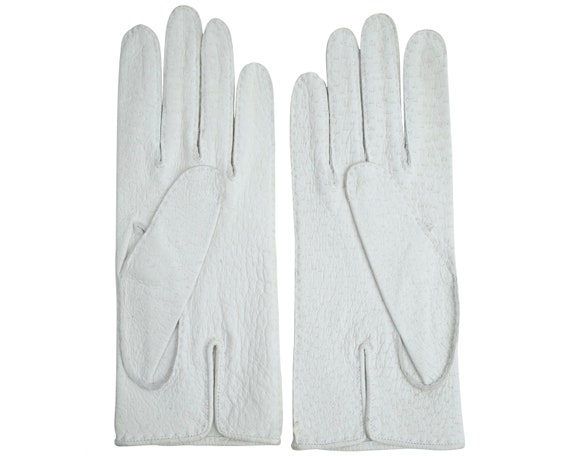 Vintage 60s French Peccary Leather White Gloves S… - image 3
