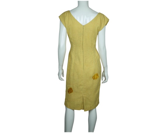 Vintage 1950s Yellow Silk Noil Wiggle Dress w Flo… - image 3