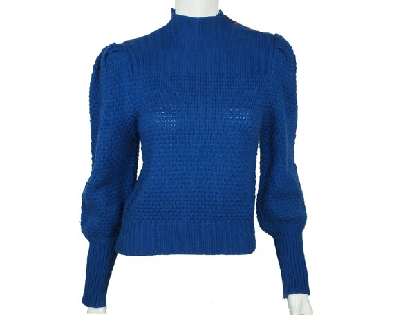 Vintage Hand Knit Ladies Pullover Sweater Blue Woo