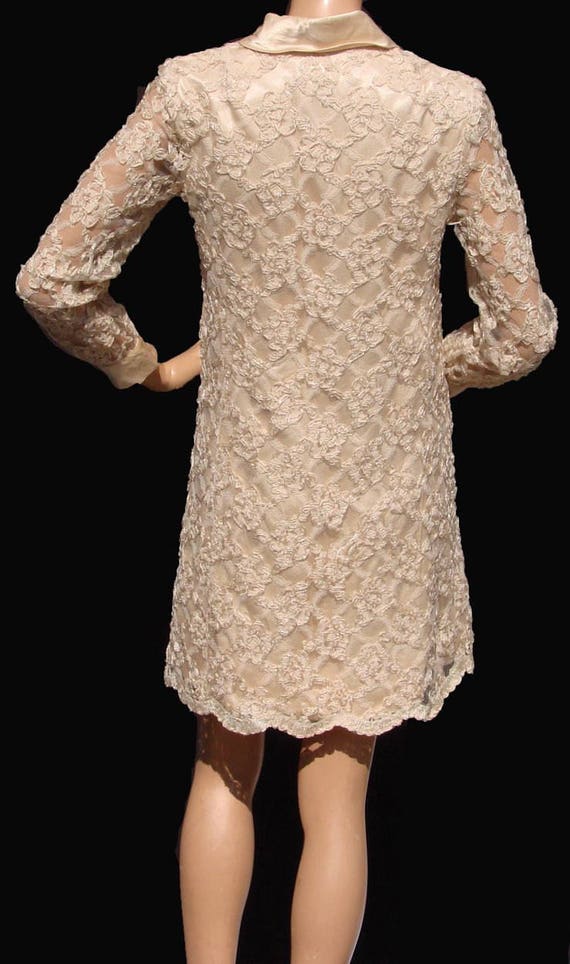 1960s Lace Mini Dress -  MOD - Creamy White - Siz… - image 2