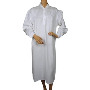 Antique White Cotton Linen Nightgown Nightie w Embroidery Size L