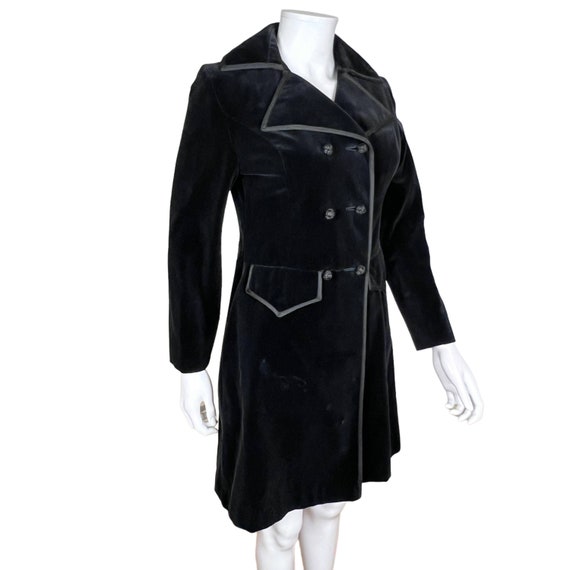 Black velvet trench coat clearance