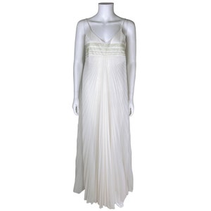 Vintage 1970s Nightgown Vanity Fair Goddess White Nylon Nightie Size 34 as is