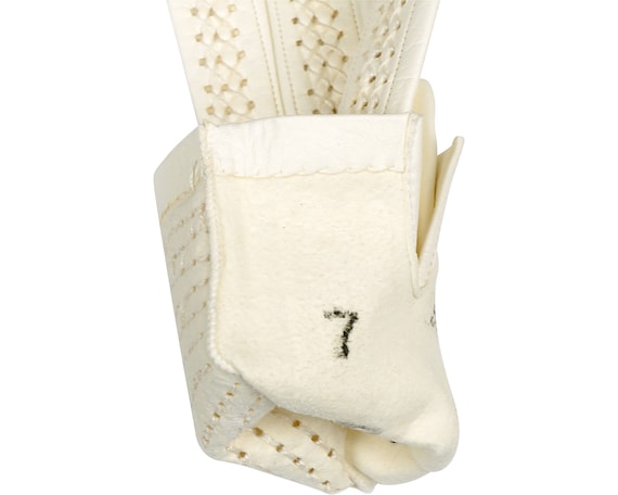Vintage 1960s Gloves White Lattice Leather Unused… - image 5
