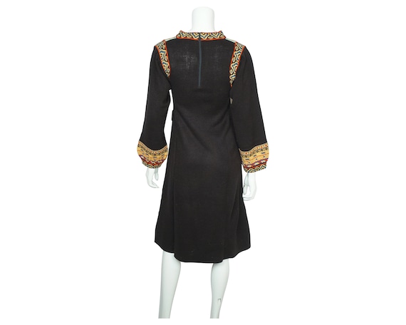 Vintage 1970s Knit Dress Peasant Look Pattern on … - image 2