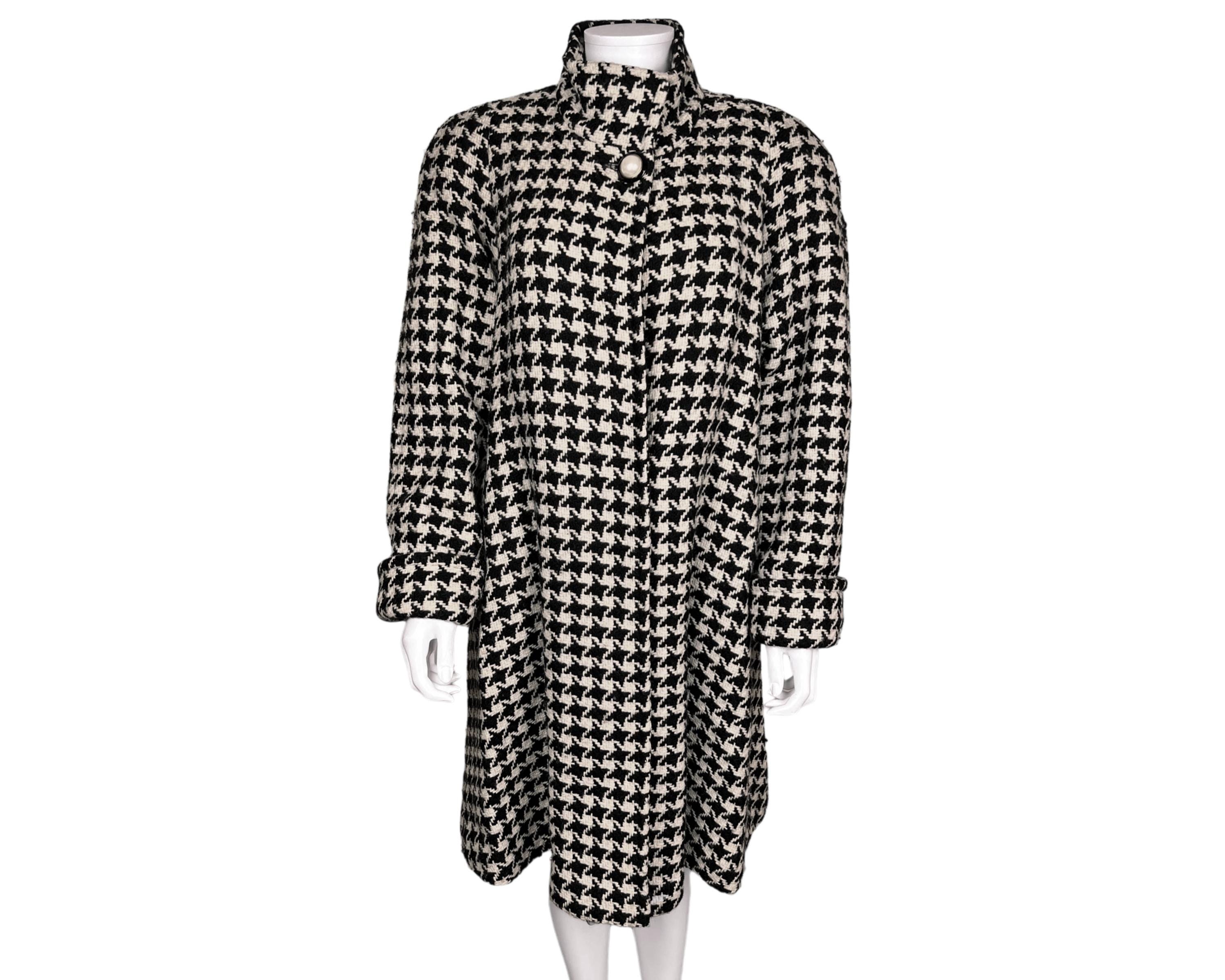 Vintage 1980s Tweed Houndstooth Coat Black & White Wool Blend Size M
