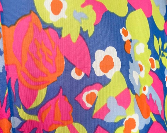 Vintage 1970s Mod Floral Print Nightie Bright Col… - image 5