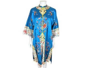 Vintage Chinese Silk Embroidered Robe – Hand Embroidered, Blue Silk, 1950s–1960s