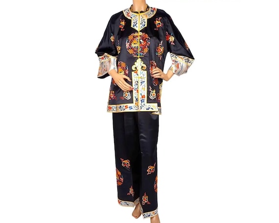 Chinese silk pajamas vintage hotsell
