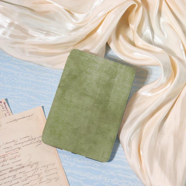 Green Kindle Case,Ins style Kindle Cases,Minimalist Kindle Case,Kindle 8th,PaperWhite 5/6/7th,Personalised Kindle case,PaperWhite 11/12th image 1