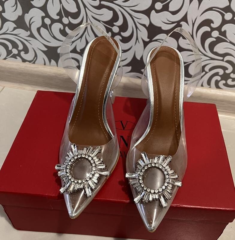 Manolo 37 - Etsy