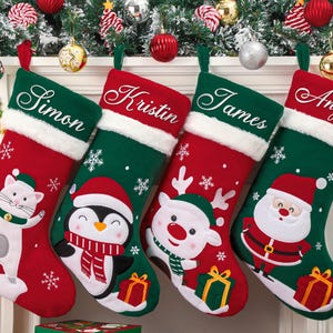Set da 4 calze della Befana da 12 pollici, di dimensioni medie, a tema Babbo Natale, pupazzo di neve e renna, per decorazioni per feste di famiglia a Natale, decorazioni per la