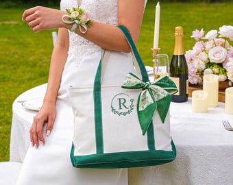 Personalized Bridesmaid Proposal Gift Bag, Tote Bag with Zipper, Bridesmaid Tote Bag, Monogrammed Canvas Beach Bag, Wedding Party Gifts